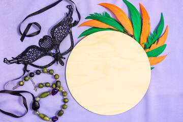 Mardi Gras Mockup, Wooden empty round sign template with black carnival mask, beads, colorful...