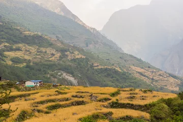 Photo sur Plexiglas Manaslu View of the mountain valley in the manaslu region