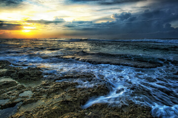 sunrise indian ocean sri lanka