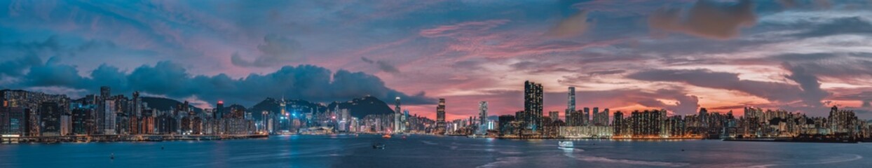 Fototapeta premium Panorama in Victoria Habour after sunset, Hong Kong