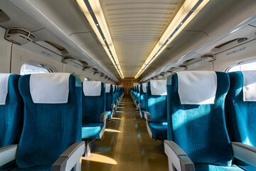 [電車]新幹線車両の車内