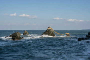 夫婦岩