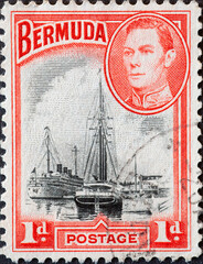Bermuda - circa 1938: a postage stamp from Bermuda, showing den historischen Hafen von Hamilton mit...