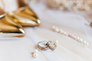 Wedding accessories. Bridal accessories. Wedding details.