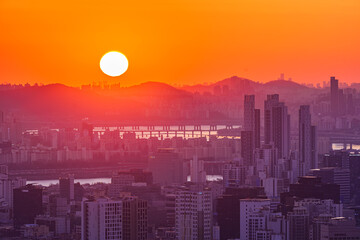 Fototapeta premium Cityscape night view of Seoul, South Korea at sunset time