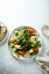 Artichoke salad with tomatoes and cucumber