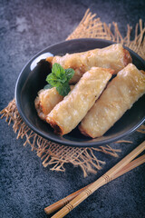 nems, cuisine asiatique	
