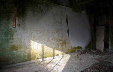 abandoned building 
