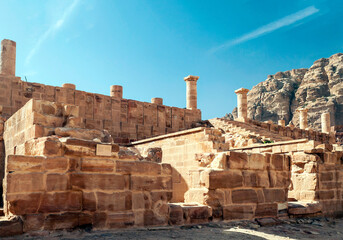 Fototapeta na wymiar Ruins of the ancient city of Petra