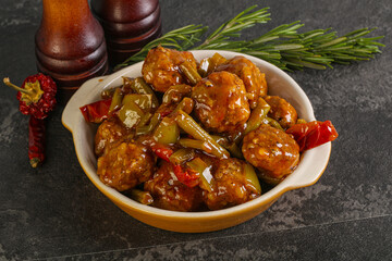 Meat ball in tomato sauce