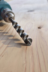 電動工具・電動ドリルと木工キリ