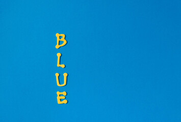 Gelbe Schrift auf Blau Komplementärkontrast