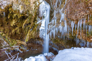 Hinang - Wasserfall - Allgäu - Eis - Winter - Schnee