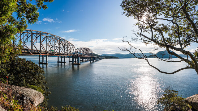 The Hawkesbury River and Peats Ferry Bridge. Brooklyn, New South Wales, Australia.