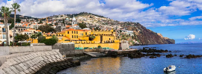 Foto op Canvas Madeira island. View of Funchal town from sea side for fortress Sao Tiago and city beach. Portugal travel and landmarks © Freesurf