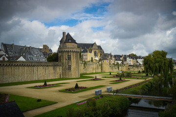 Fototapeta na wymiar View on the ramparts of Vannes and its flower garden