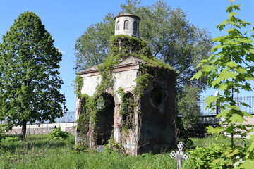 Old crypt at the Nikolsky cemetery of the Alexander Nevsky Lavra in Saint Petersburg, Russia. Burial place was founded in 1861, now is active and freely accessible at the present time.