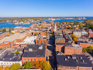 Portsmouth historic downtown aerial view at Market Square with historic buildings and North Church on Congress Street in city of Portsmouth, New Hampshire NH, USA. - obrazy, fototapety, plakaty