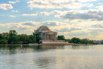 Obraz premium The Jefferson Memorial is a presidential memorial under the sponsorship of Franklin D. Roosevelt. Its a neoclassical Memorial building is situated in West Potomac Park, designed by John Russell Pope.