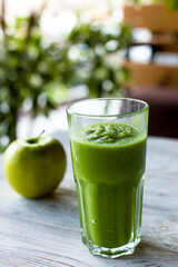 fresh green smoothie