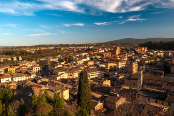 Fototapeta na wymiar Panorama di Colle Val d'Elsa, in provincia di Siena, Toscana, Italia, Europa 