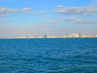 Naklejka premium port deep sea sky 