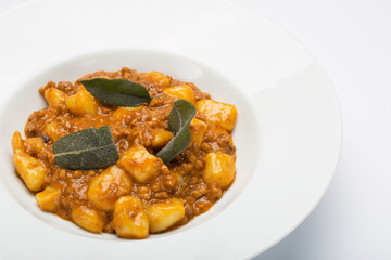 Gnocchi di patate al ragù
