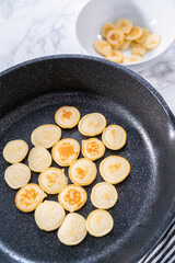 Mini pancake cereal