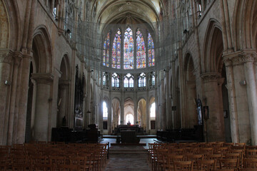 Obraz premium saint-peter church in chartres (france)