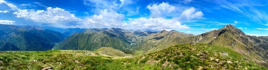 Fototapeta na wymiar Cima Pic de Besalí (Ordino - Andorra)