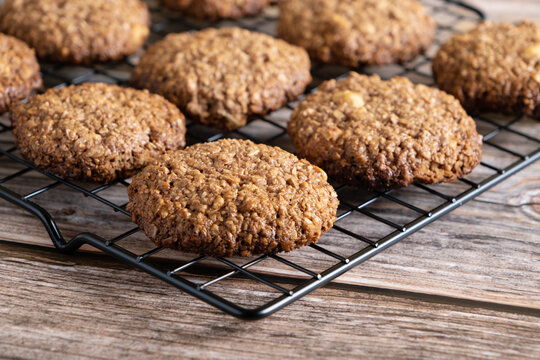 Flourless No Bake Peanut Butter And Oatmeal Chocolate Cookies