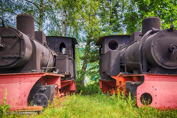 Zwei alte Lokomotiven im Eisenbahnmuseum Tuttlingen in HDRI