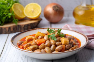 Cranberry Bean Stew Turkish Barbunya Pilaki, Potato and carrot pinto beans (Turkish name; patatesli ve havuclu barbunya)