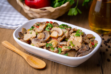 Saute delicious mushrooms (Turkish name; Mantar sote)