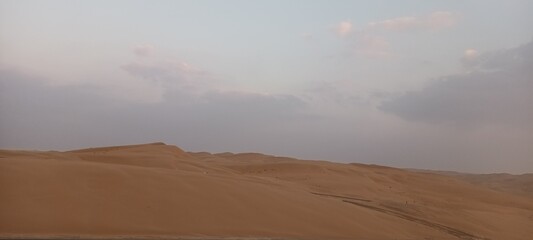Fototapeta na wymiar Moreeb Dune
