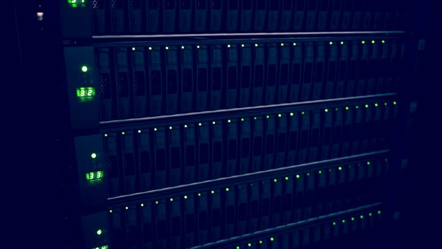 Datenspeicher Festplatten f&uuml;r eine Datensicherung in der IT Cloud, in einem Rechenzentrum