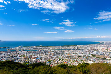 静岡県沼津市 香貫山公園から見る沼津の街並みと駿河湾