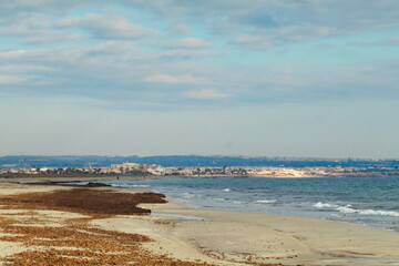 Paradisiacal beaches of the Spanish coast to take a refreshing swim