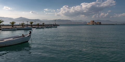 Obraz premium A bay in the Greek city of Nafplion