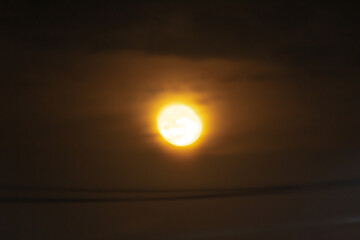 Luna incandescente