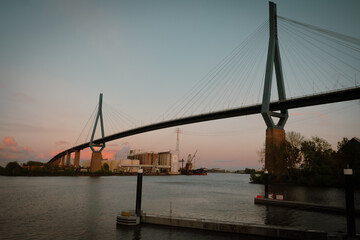 Köhlbrandt-Brücke in Hamburg