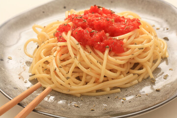 spaghetti bowl over wooden table