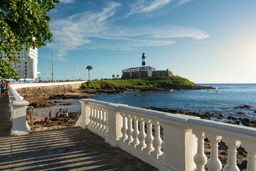 Vista do Farol da Barra, arquitetura hist&oacute;rica em Salvador, Bahia, Brasil.