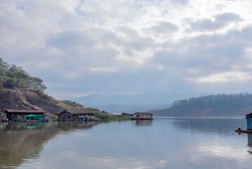 Obraz premium fishing village on the river.