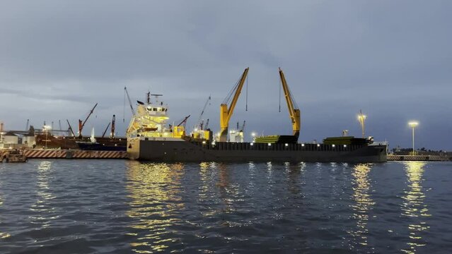Heavy machinery for unlouading ships at the sea at Puerto de Veracruz, Mexico