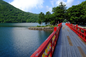 赤城山大沼と赤城神社の参道橋