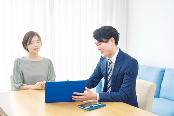 Fototapeta premium ビジネスマン 訪問営業