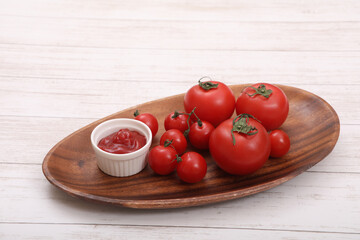 トマトケチャップとトマト