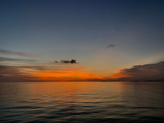 Fototapeta na wymiar dusk to down, sunset over the sea