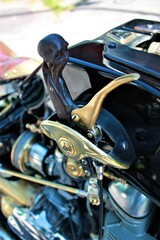 Dżwignia zmiany biegów w motocyklu w stylu Vintage